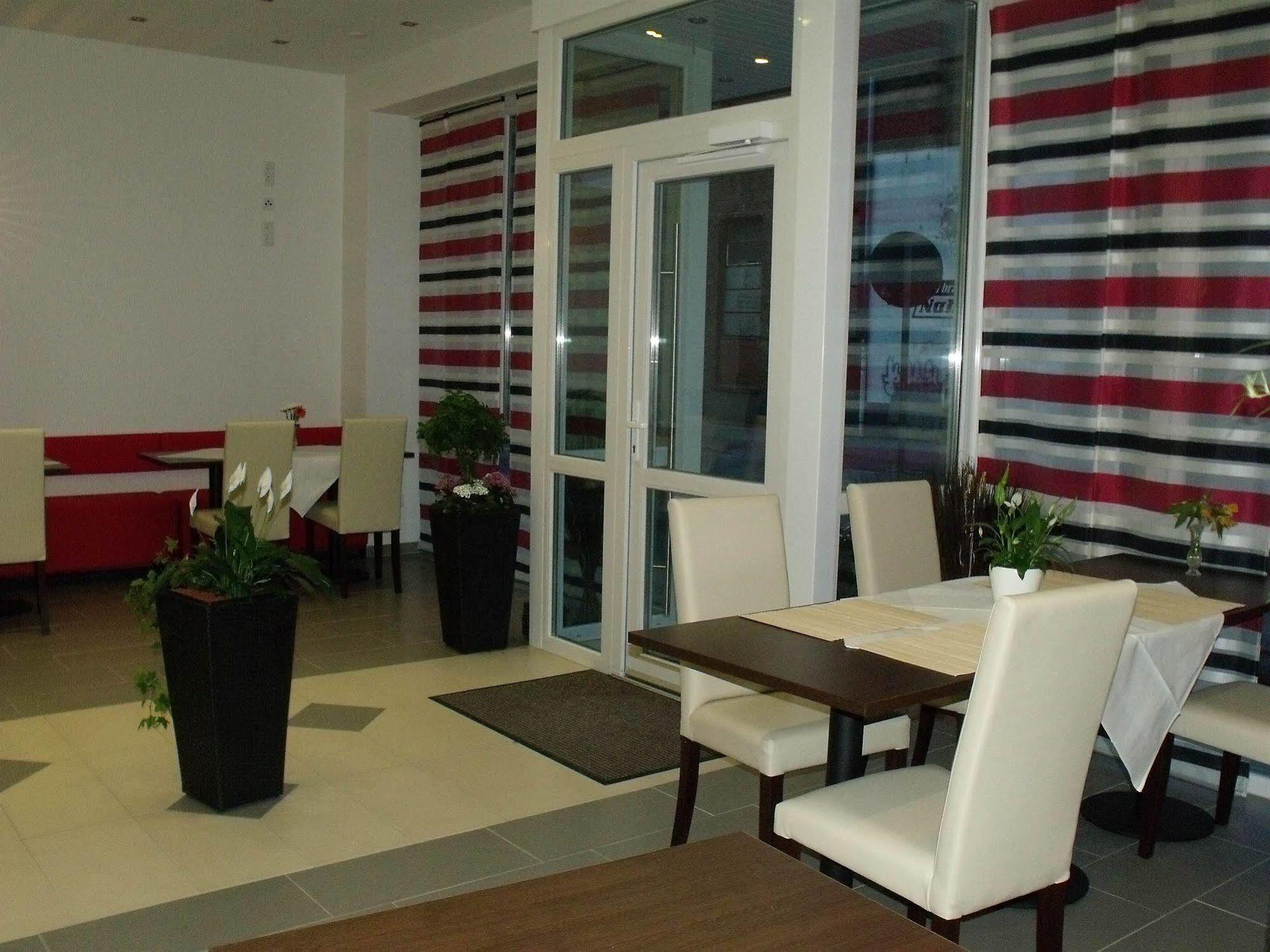 Cityhotel Ahlen Garni Εξωτερικό φωτογραφία